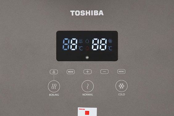 Toshiba RWF-W1830UVBV(T) trang bị bảng điều khiển cảm ứng hiện đại